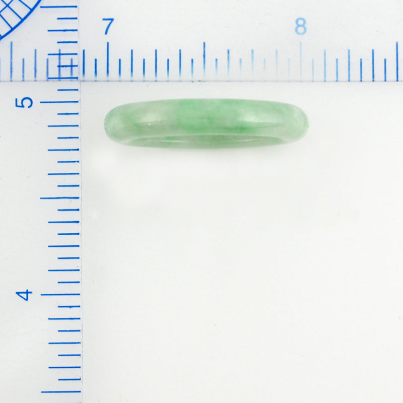 GREEN JADEITE JADE BAND RING FINGER SIZE 8.5 UPC #234239