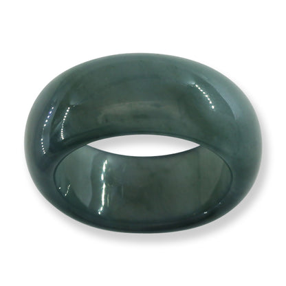 GREEN JADEITE JADE BAND RING FINGER SIZE 7.75 UPC #395022