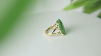 14K YELLOW GOLD GREEN JADEITE JADE RING UPC #390515