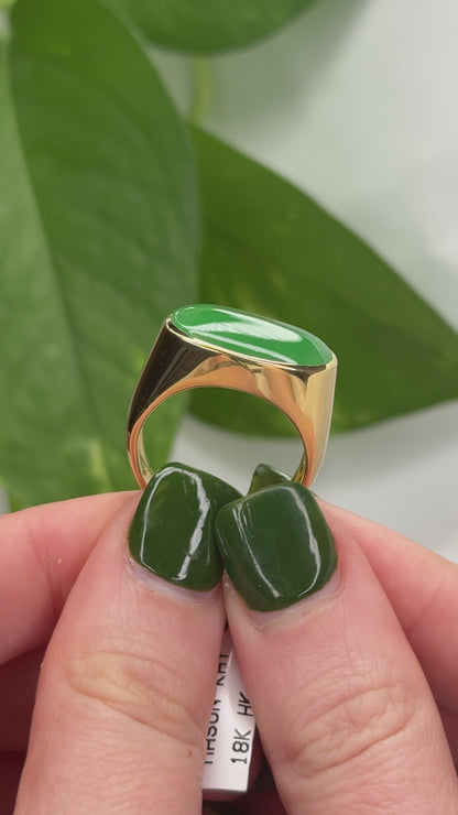 18K YELLOW GOLD GREEN JADEITE JADE EAST WEST RING UPC #373617