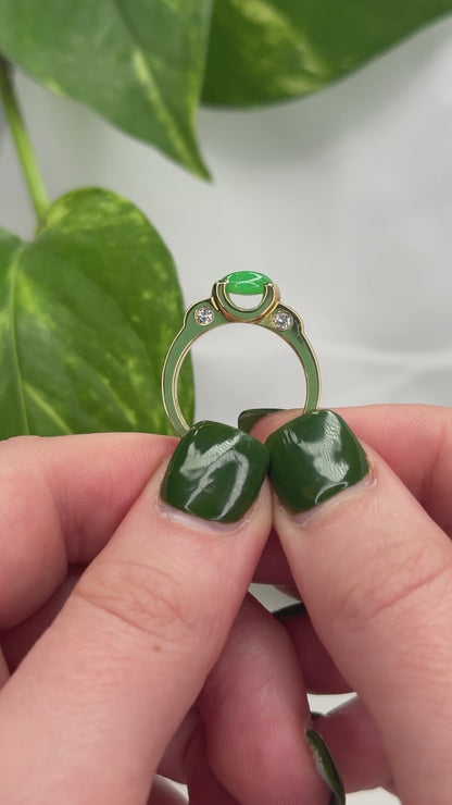 18K YELLOW GOLD GREEN JADEITE JADE RING UPC #313576