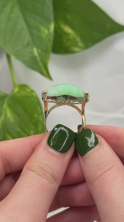 14K YELLOW GOLD CARVED GREEN JADEITE JADE RING UPC #382671